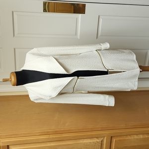 Asemetirc Jact from Eva Varro